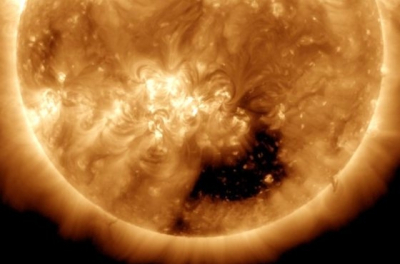 На Солнце произошёл мощный двойной взрыв