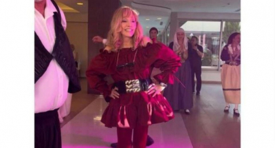 Пугачева в мини-платье шикарно отпраздновала 76-летие на яхте