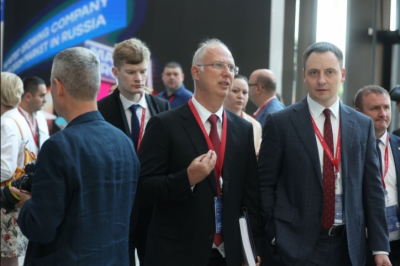 Конгрессвумен Луна призналась в симпатии к Кириллу Дмитриеву