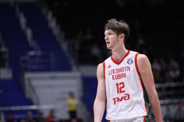 Жена Елатонцева прокомментировала переход игрока в NCAA: контракт с "Локомотивом" расторгнут официально